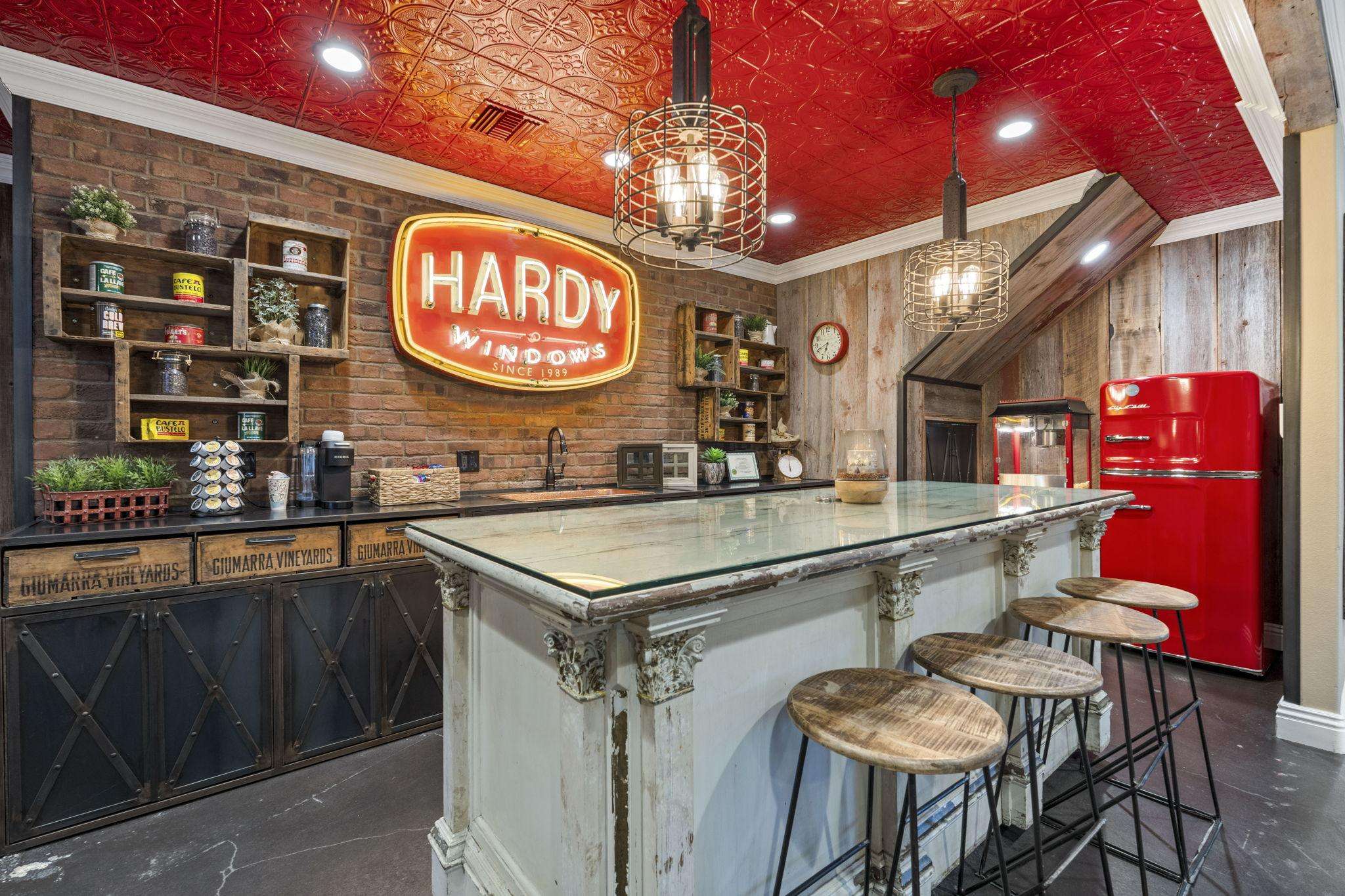 5-web-or-mls-1639-e-miraloma-ave